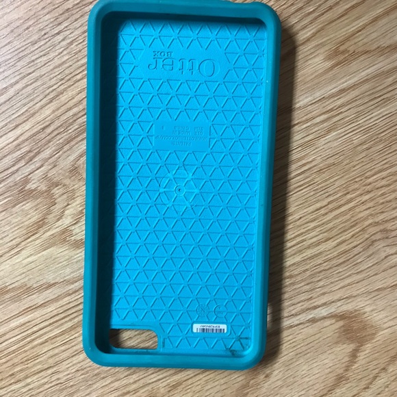 Otter box - Picture 2 of 3